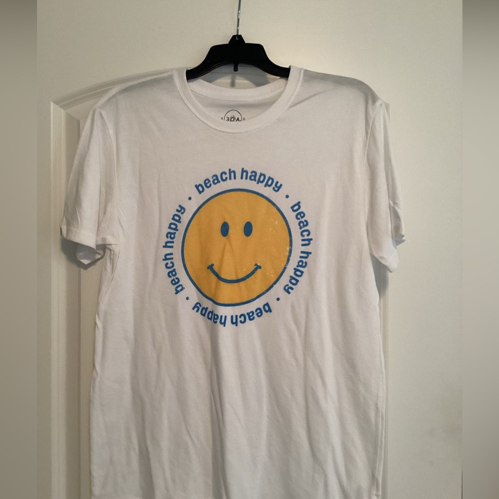 Beach Happy tee from 30 A size medium